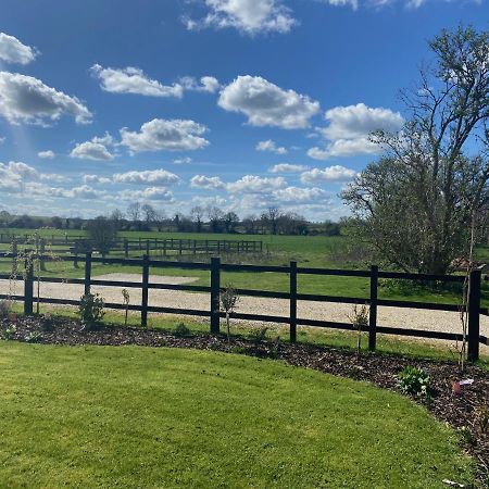 Bishops Tachbrook The Barn B&B 외부 사진